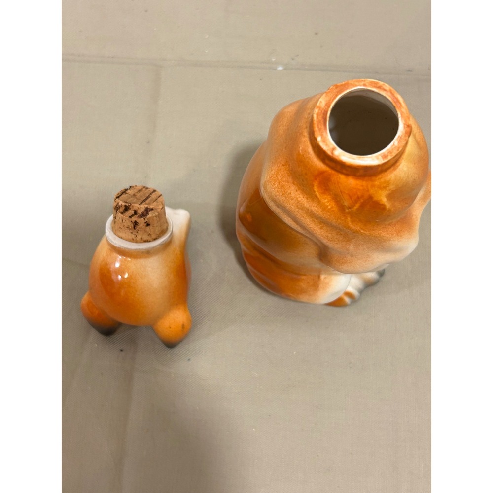 Vintage Ceramic Boxer Dog Decanter Seated Figurine with Cork Stopper Stopper - Picture 7 of 9
